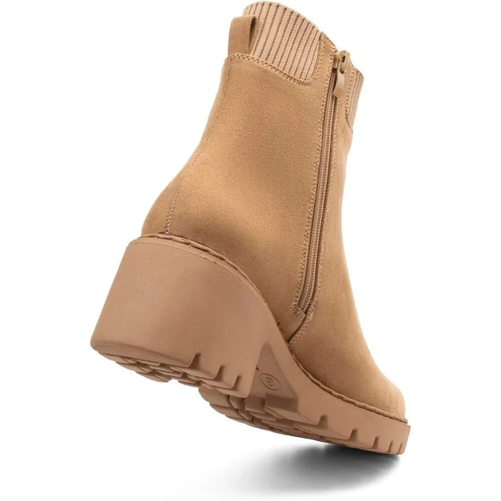 Women's Brown Platform Chelsea Boots Lug Sole Chunky Heel Zipper Slip On